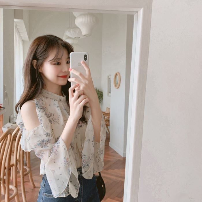 French Style Temperament Design Sense Shoulder Floral Shirt 2023 Spring And Arrival Watch Machine Loose Slimming Chiffon Shirt - Image 4